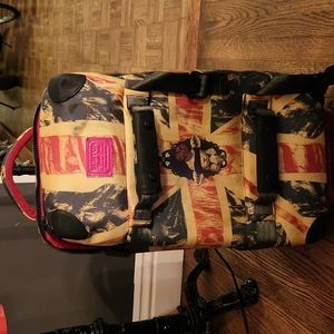 Burton Carryon by L.A.M.B.